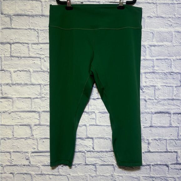 Lululemon Wunder Train High-Rise Tight 25"
Everglade Green size 20 - Picture 12 of 14